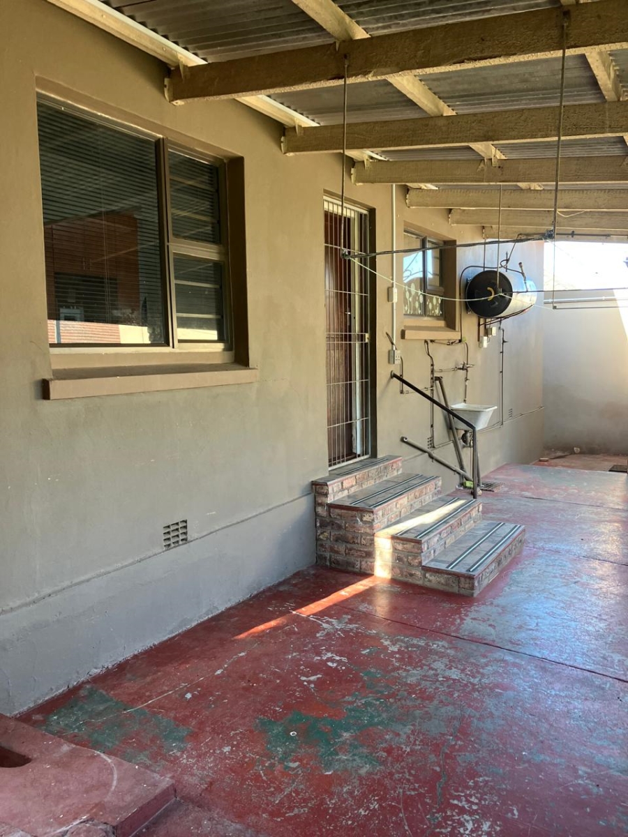 To Let 2 Bedroom Property for Rent in Mosel Eastern Cape